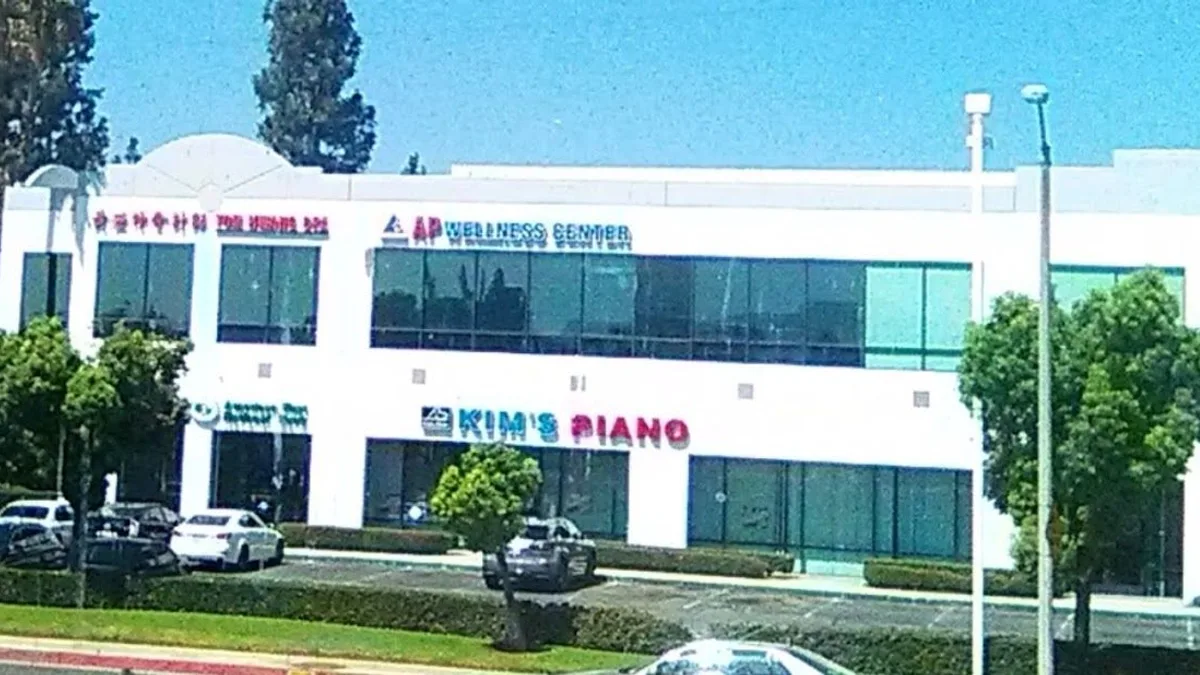 Kim's Piano City of Industry showroom, 18605 Gale Ave, Suite 110, City of Industry
