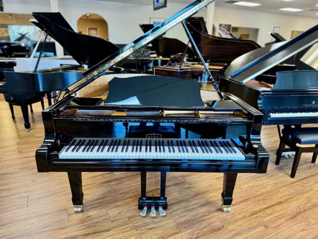 New Estonia Model L210 Grand Piano Ebony Polish - Image 2