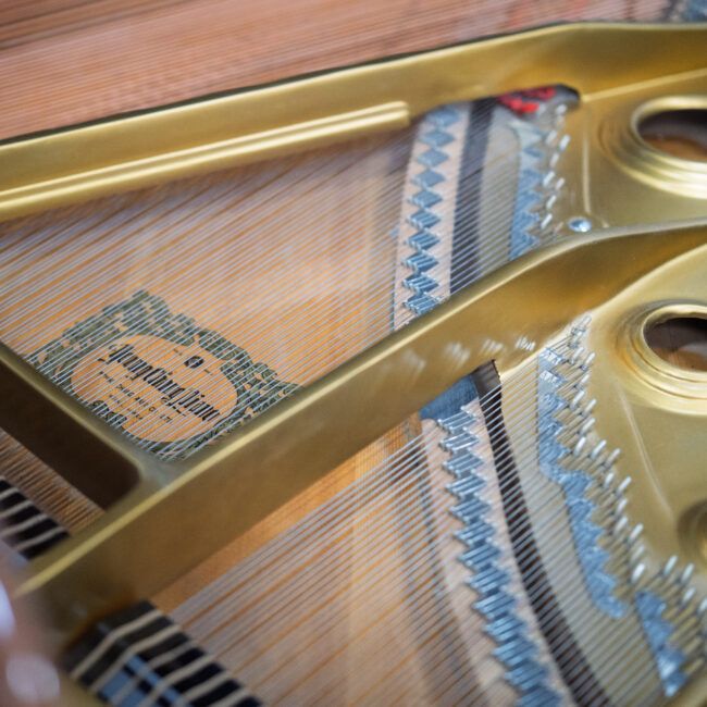 Young Chang G-185 Grand Piano Walnut Polish - Image 5