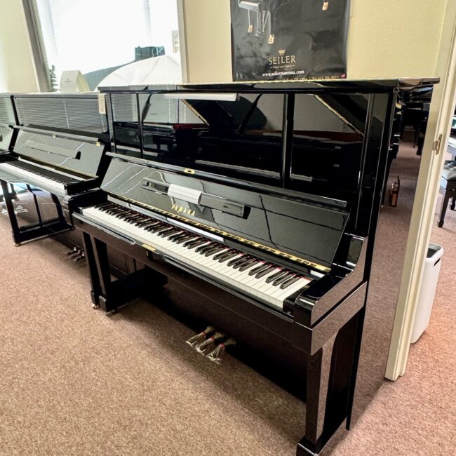 Yamaha UX3 Upright Piano Ebony Polish - Image 3