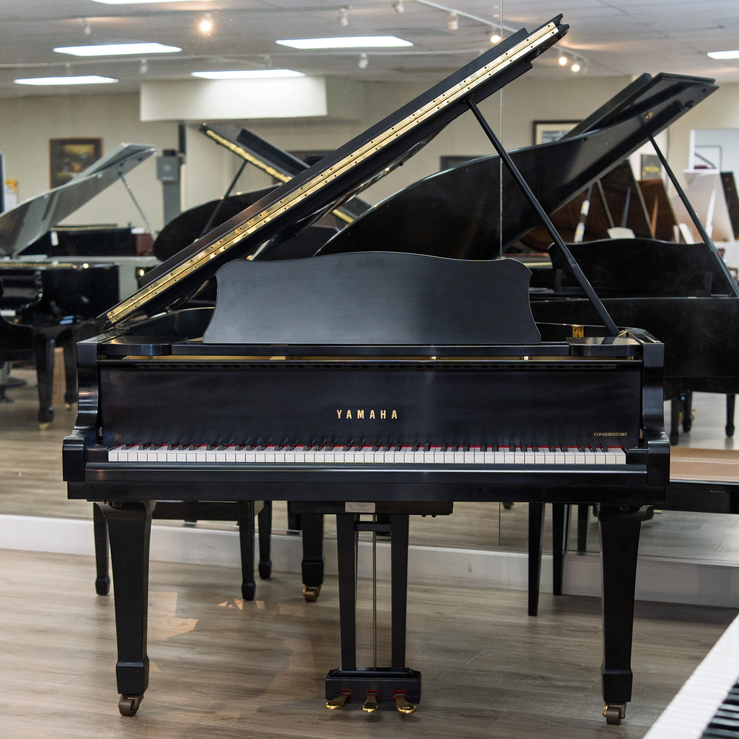 Yamaha C3 Conservatory Grand Piano Piano Ebony Satin