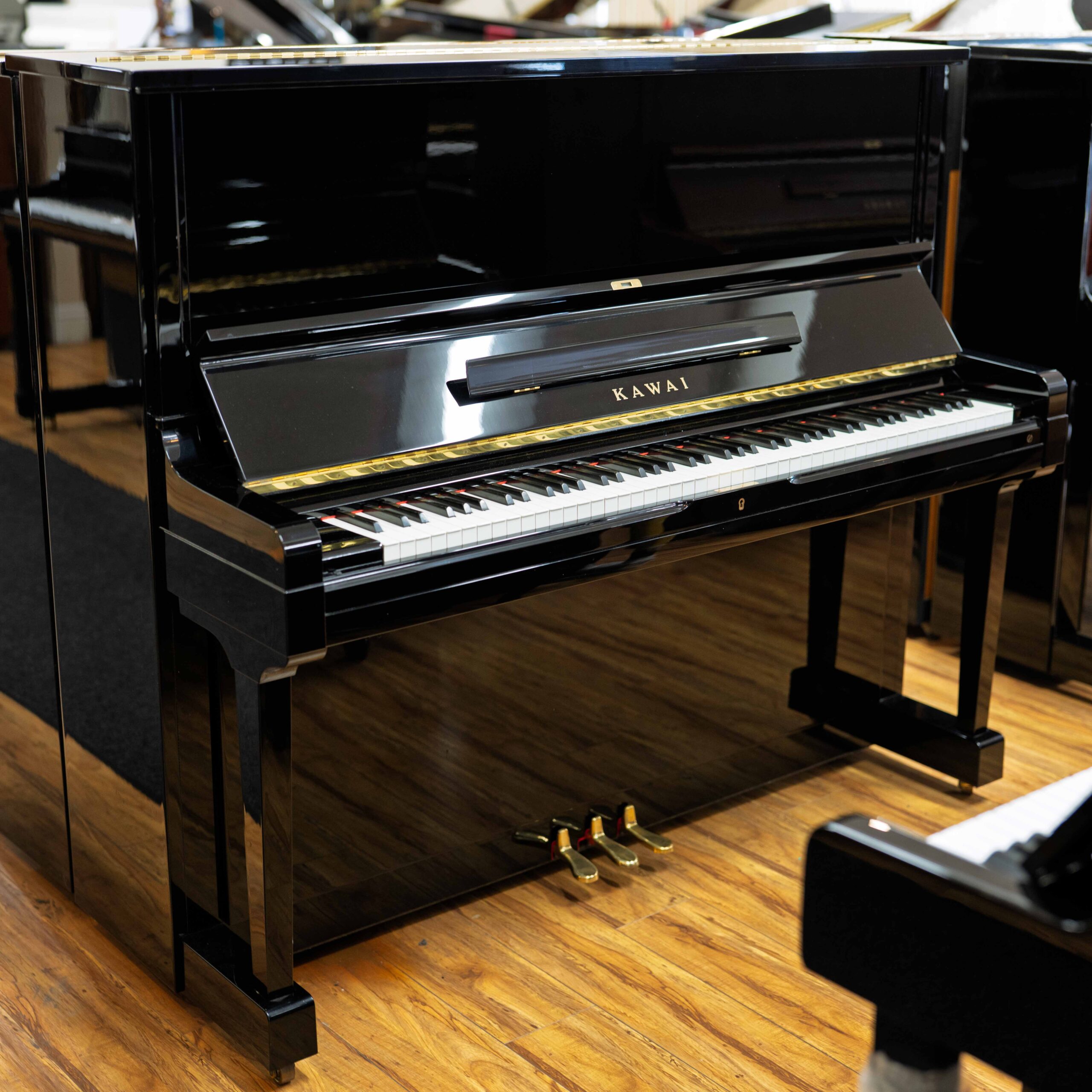 Kawai CS-40 Upright Piano Ebony Polish