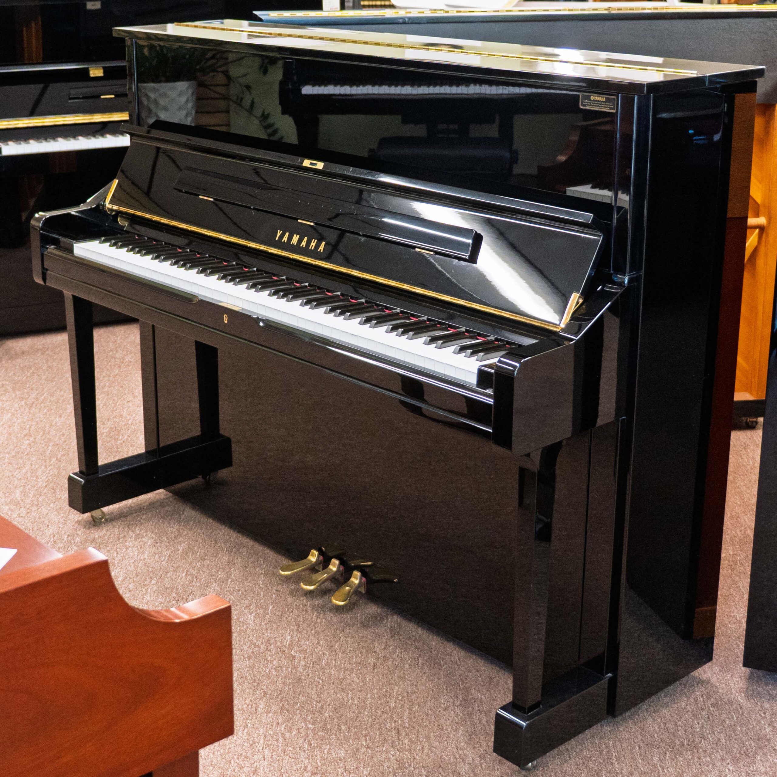 2003 Yamaha U1 Upright Piano Black Polish